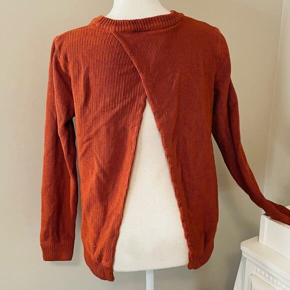 Sahalie Split Back Sweater - Picture 3 of 7